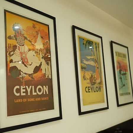 Chapelton House Bed and Breakfast Colombo Exteriör bild