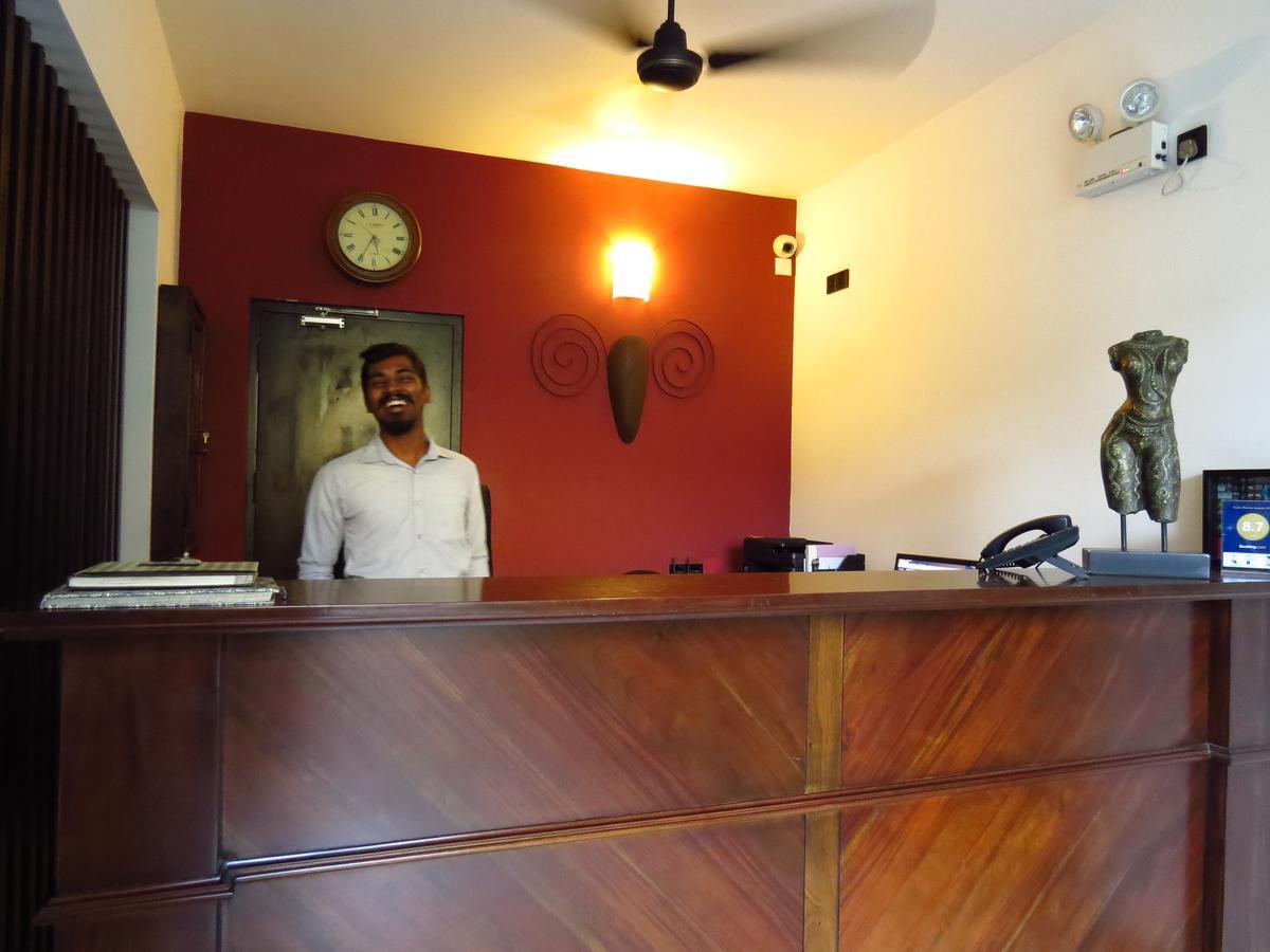 Chapelton House Bed and Breakfast Colombo Exteriör bild