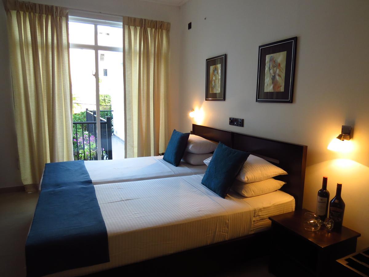 Chapelton House Bed and Breakfast Colombo Exteriör bild