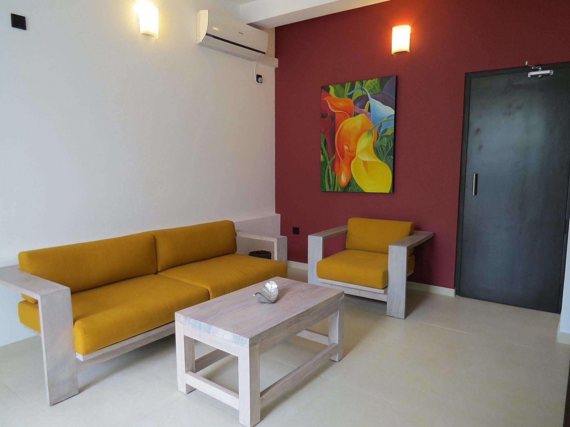 Chapelton House Bed and Breakfast Colombo Exteriör bild