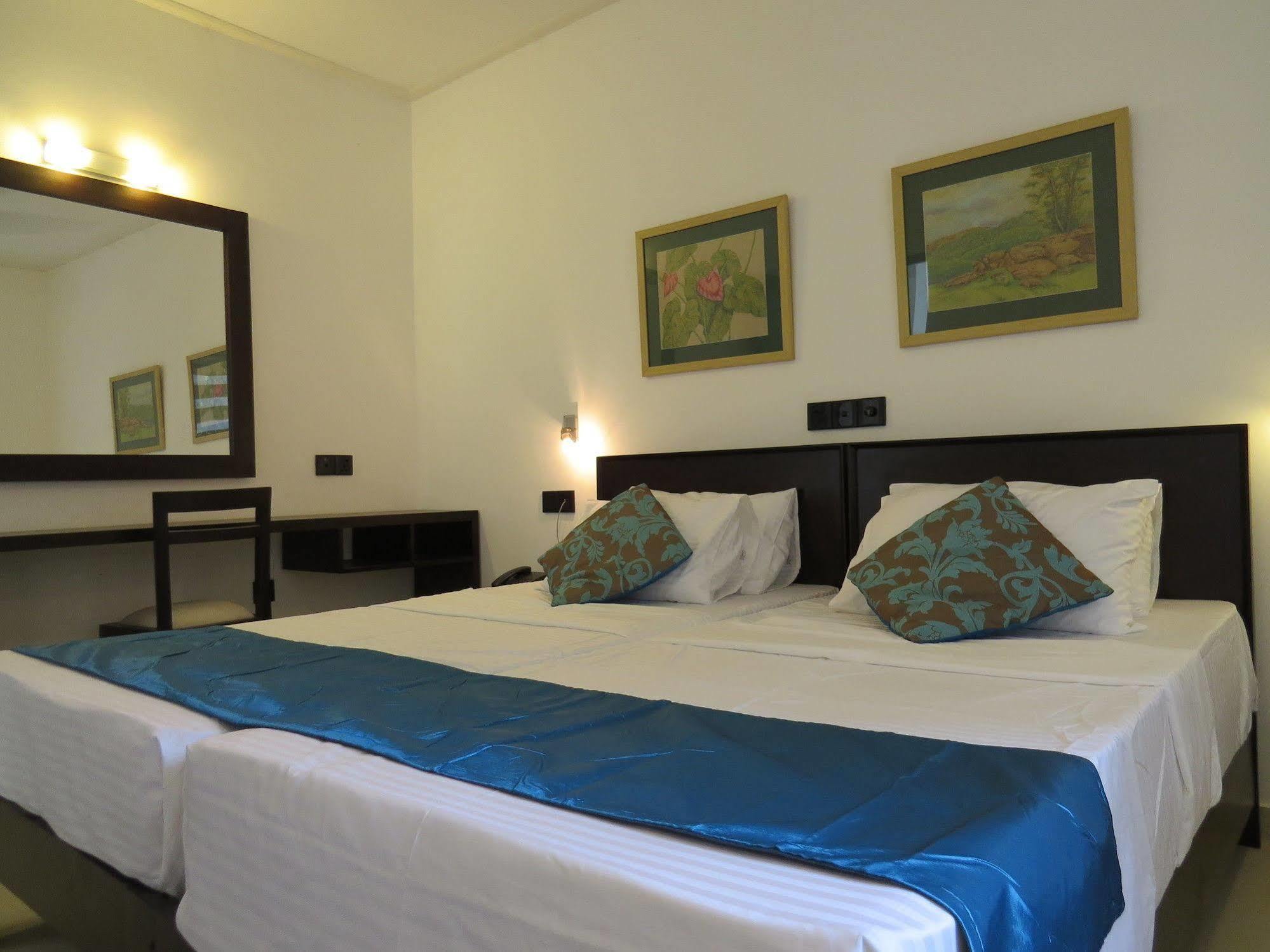 Chapelton House Bed and Breakfast Colombo Exteriör bild
