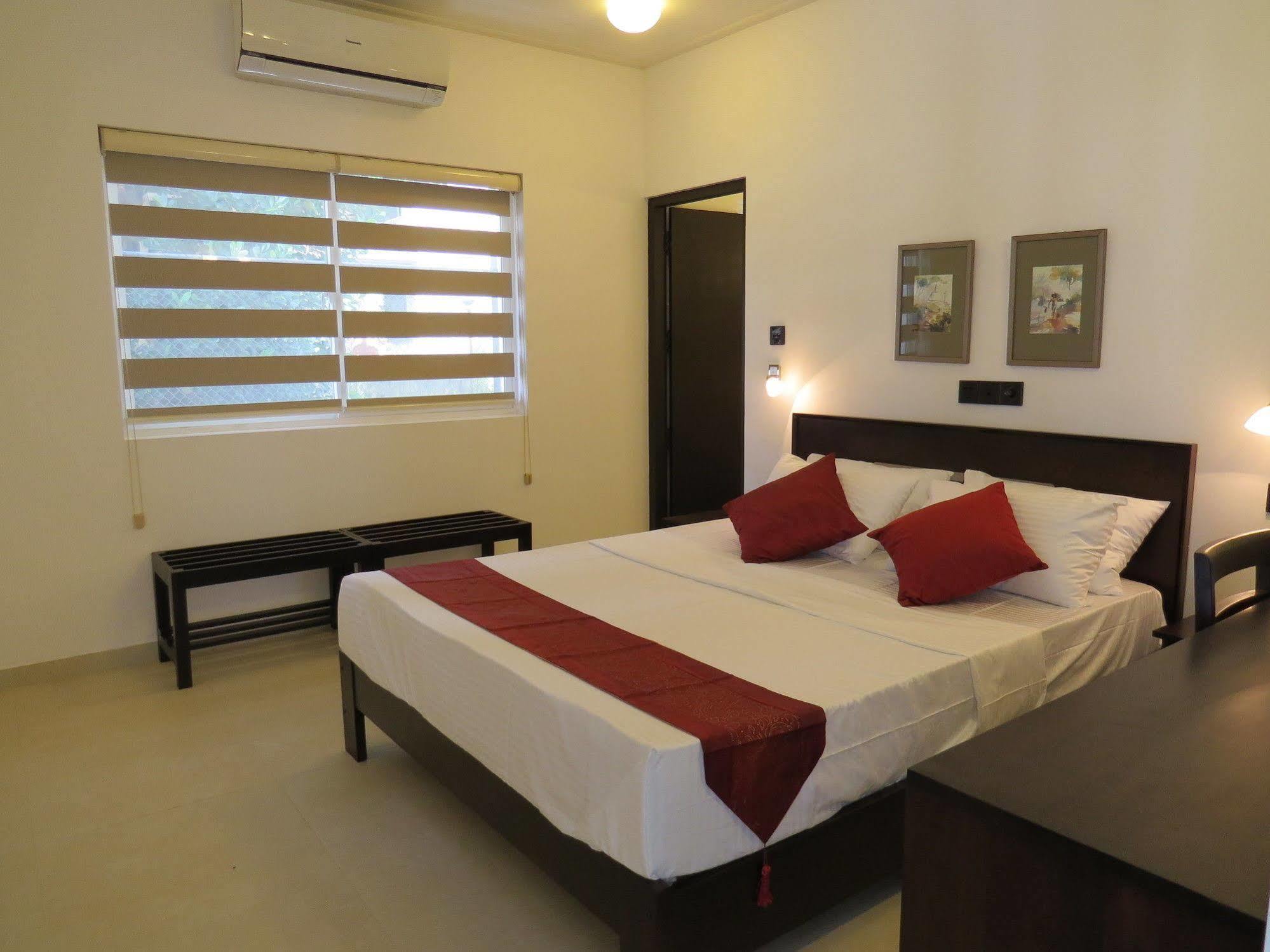 Chapelton House Bed and Breakfast Colombo Exteriör bild